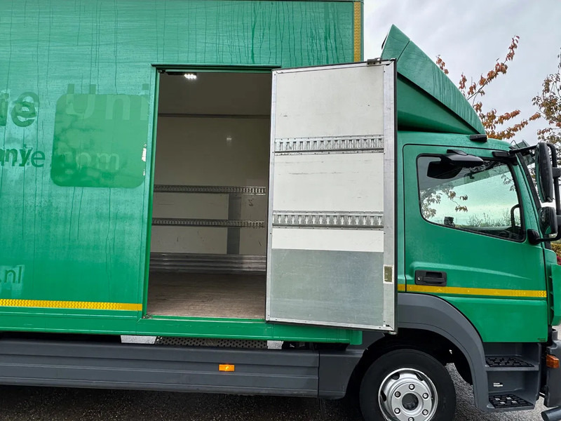Mercedes-Benz Atego 1018 / NL TRUCK / EURO 6 / ONLY 100.000KM! / BOX+LIFT+SIDE DOOR / CLIMA / AUTOMATIC - Camión caja cerrada: foto 2 Mercedes-Benz Atego 1018 / NL TRUCK / EURO 6 / ONLY 100.000KM! / BOX+LIFT+SIDE DOOR / CLIMA / AUTOMATIC - Camión caja cerrada: foto 2