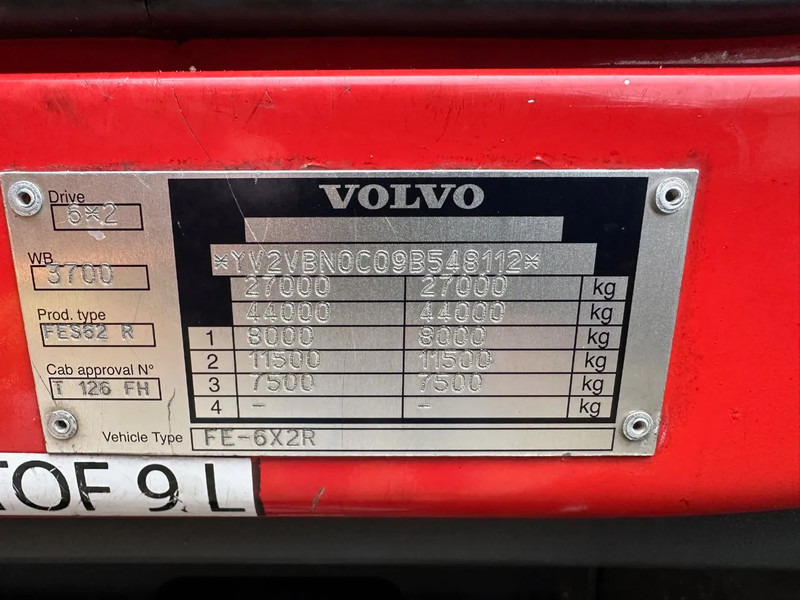 Volvo FE 320 / NL TRUCK / EURO 5 / HIAB MULTILIFT XR 21T / LIKE NEW!! / LOW KM!! / LIFT+STEER AXLE - Camión multibasculante: foto 5 Volvo FE 320 / NL TRUCK / EURO 5 / HIAB MULTILIFT XR 21T / LIKE NEW!! / LOW KM!! / LIFT+STEER AXLE - Camión multibasculante: foto 5