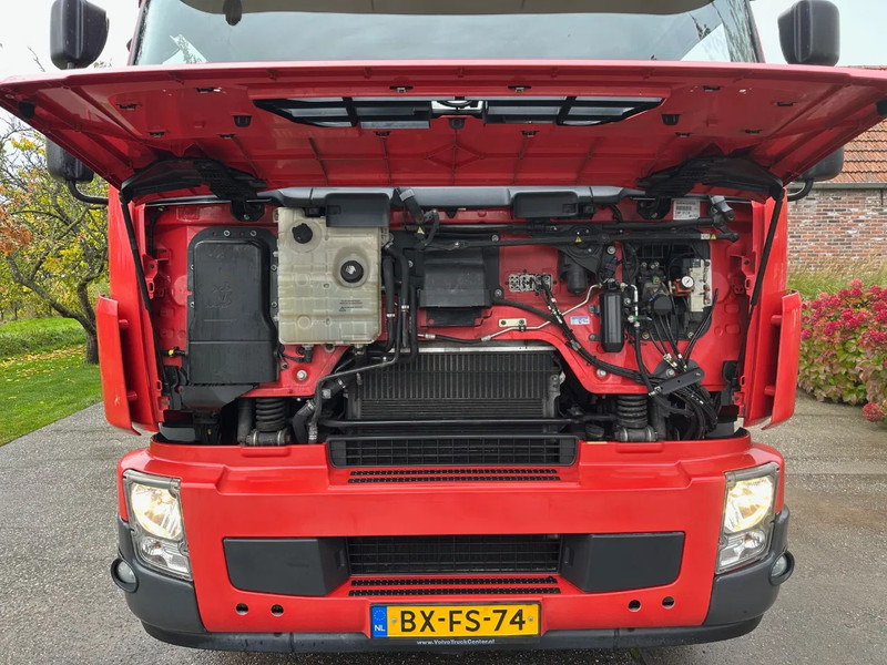 Volvo FE 320 / NL TRUCK / EURO 5 / HIAB MULTILIFT XR 21T / LIKE NEW!! / LOW KM!! / LIFT+STEER AXLE - Camión multibasculante: foto 3 Volvo FE 320 / NL TRUCK / EURO 5 / HIAB MULTILIFT XR 21T / LIKE NEW!! / LOW KM!! / LIFT+STEER AXLE - Camión multibasculante: foto 3