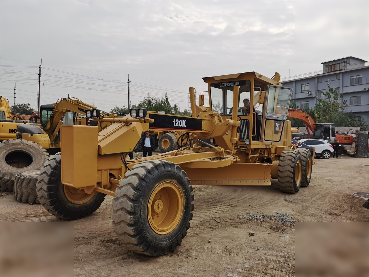 CATERPILLAR 120K - Grader: foto 1 CATERPILLAR 120K - Grader: foto 1