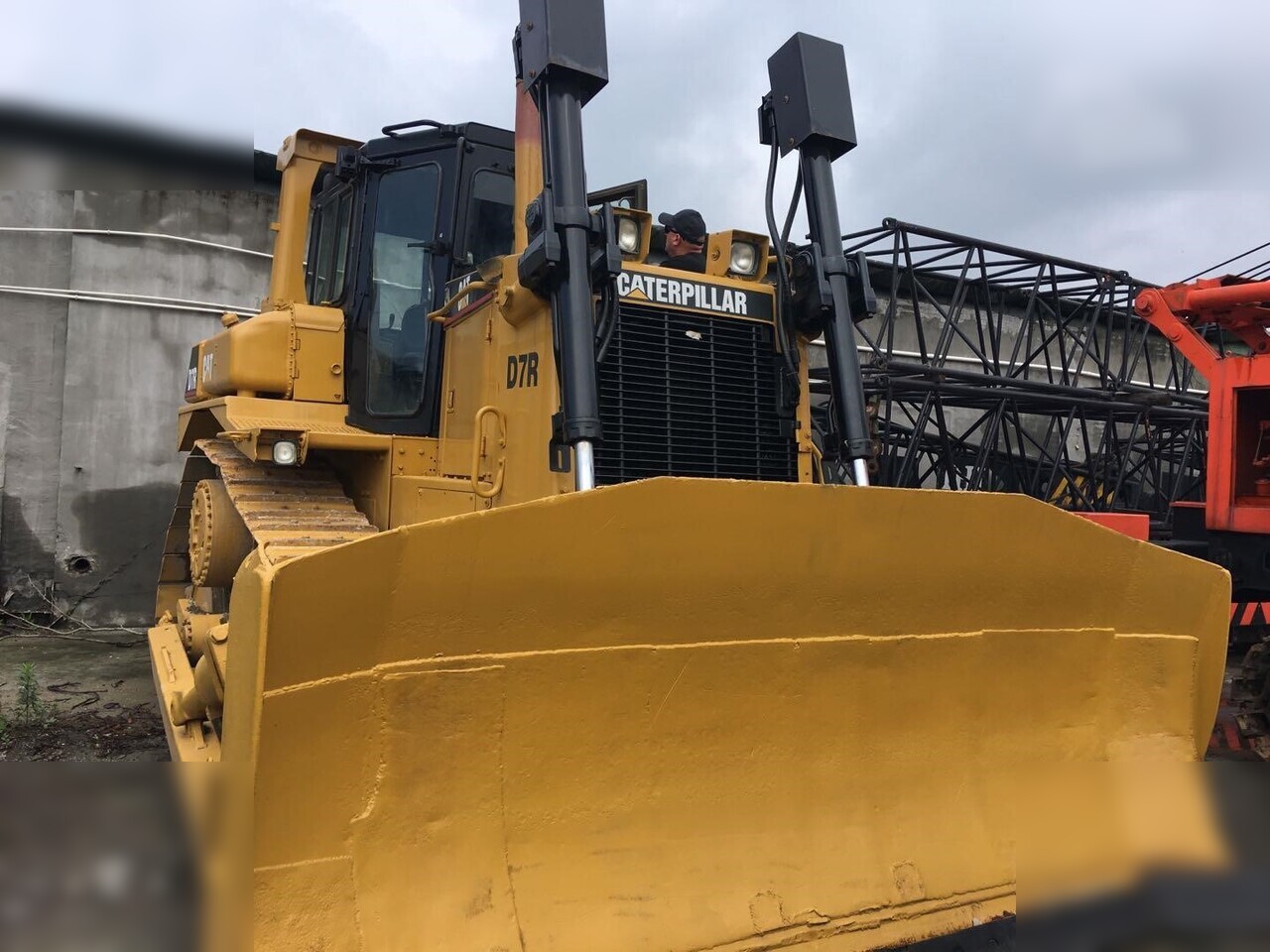 CATERPILLAR D7R - Bulldozer: foto 2 CATERPILLAR D7R - Bulldozer: foto 2