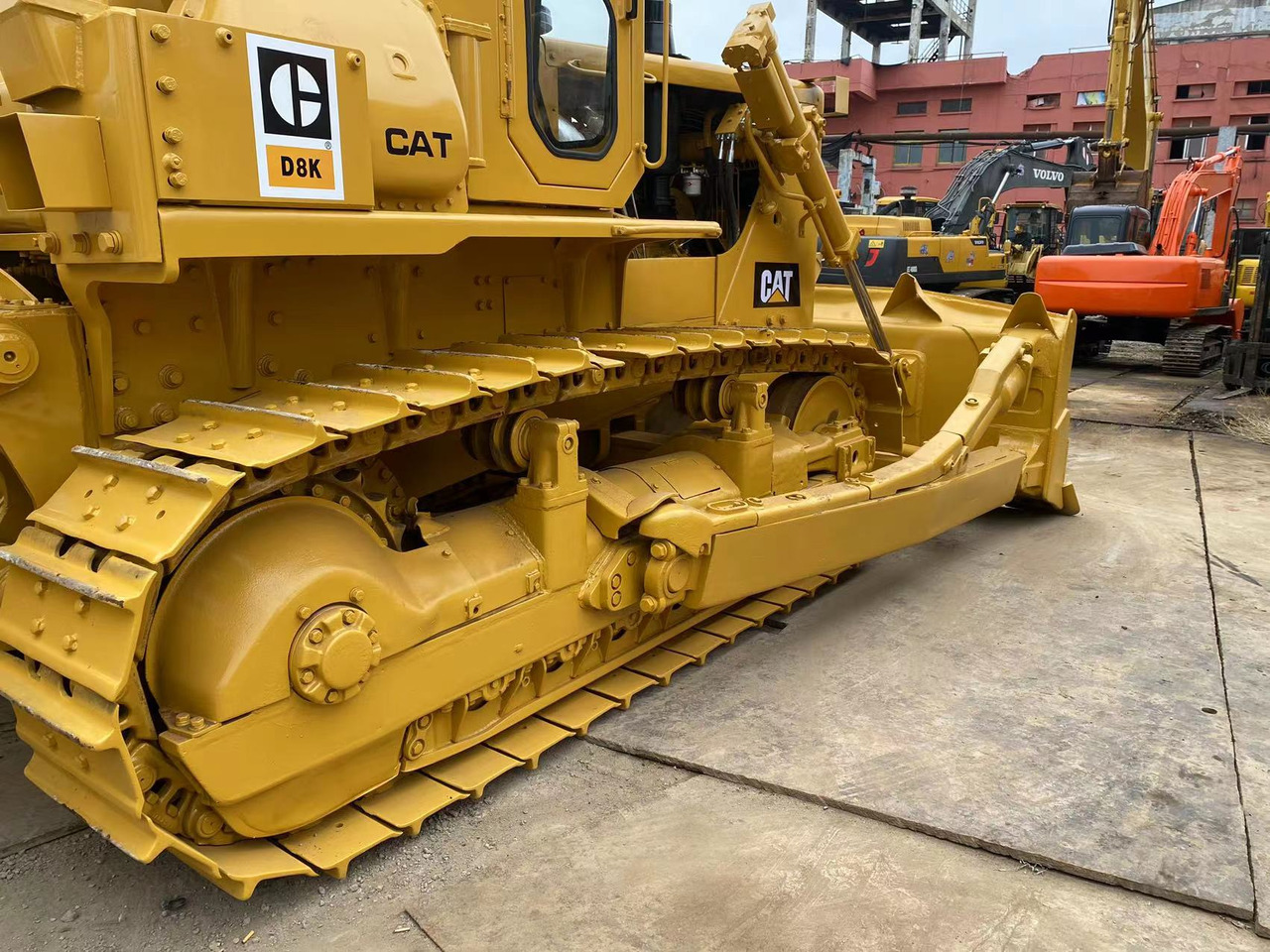 CATERPILLAR D8K - Bulldozer: foto 3 CATERPILLAR D8K - Bulldozer: foto 3