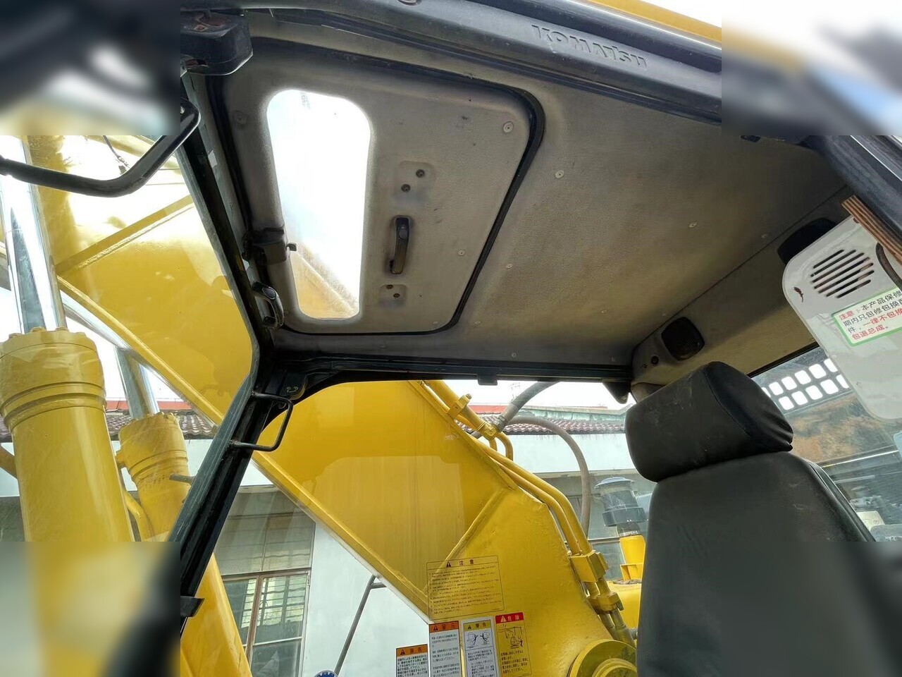 KOMATSU PC400-8 - Excavadora de cadenas: foto 4 KOMATSU PC400-8 - Excavadora de cadenas: foto 4