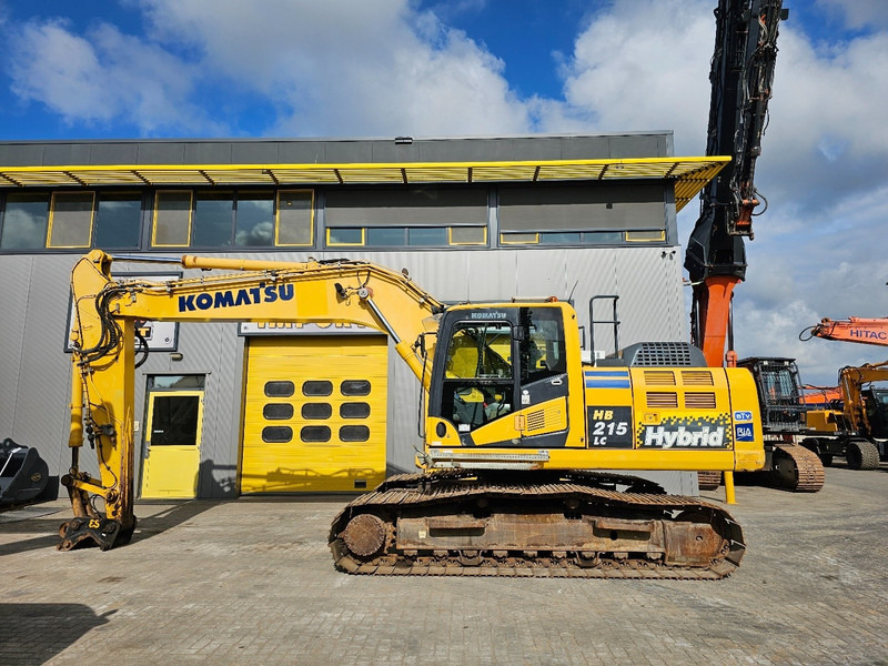 Komatsu HB215LC-2 - Excavadora de cadenas: foto 1 Komatsu HB215LC-2 - Excavadora de cadenas: foto 1