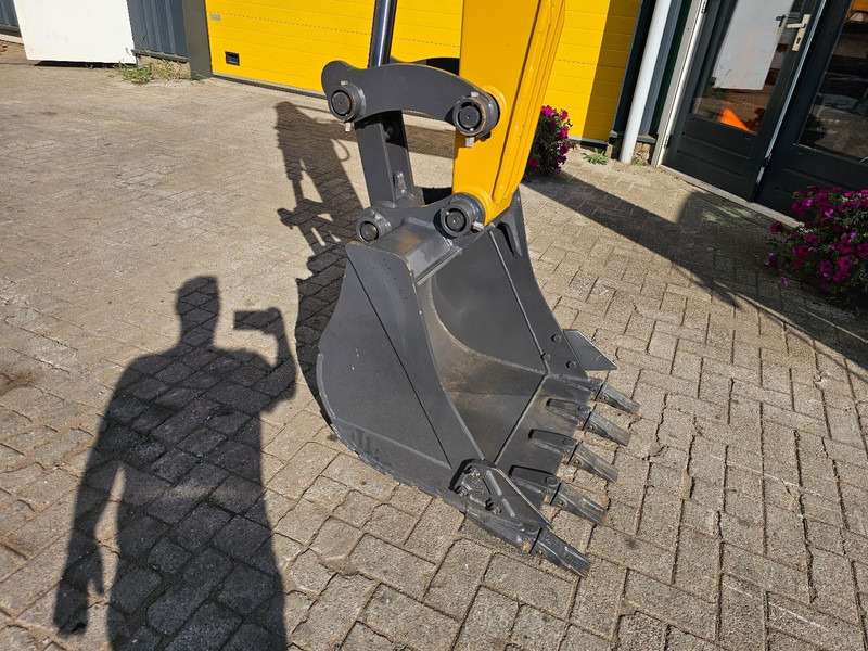 Miniexcavadora XCMG XE60GA: foto 20