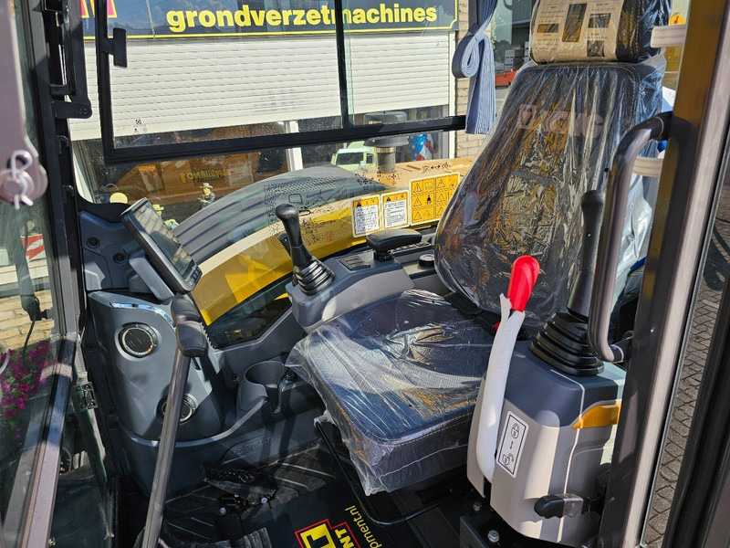 Miniexcavadora XCMG XE60GA: foto 13