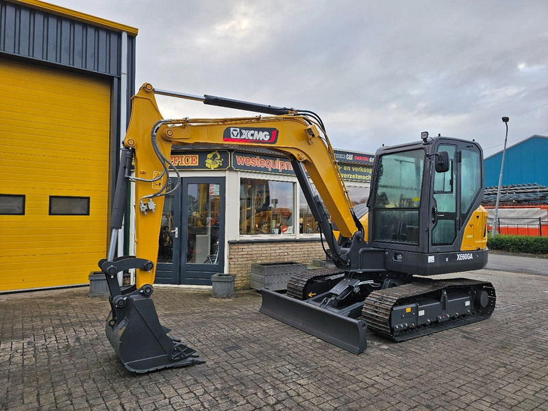 XCMG XE60GA - Miniexcavadora: foto 2 XCMG XE60GA - Miniexcavadora: foto 2