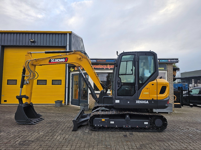 XCMG XE60GA - Miniexcavadora: foto 1 XCMG XE60GA - Miniexcavadora: foto 1