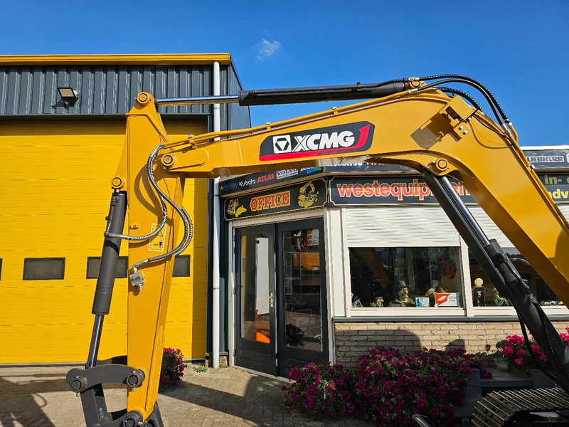 Miniexcavadora XCMG XE60GA: foto 9
