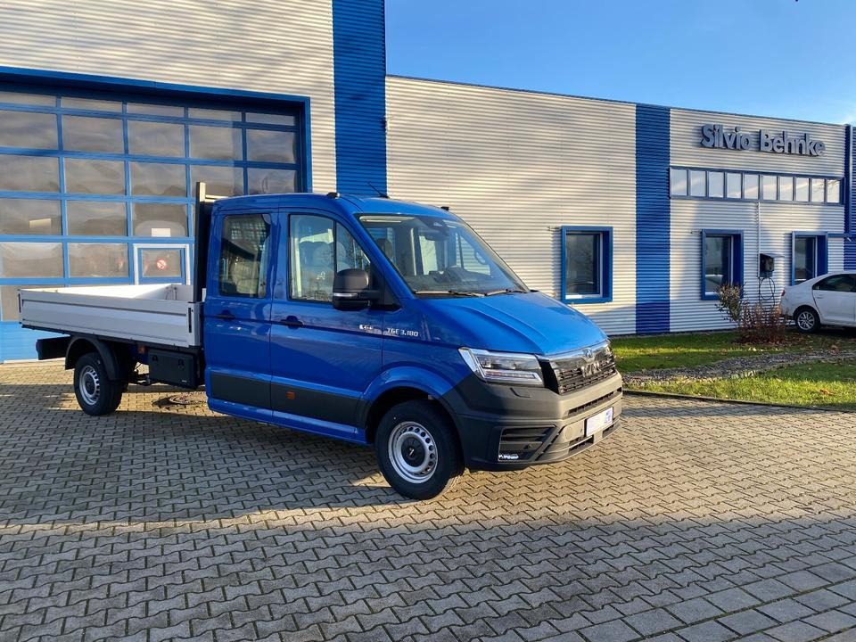 MAN TGE 3.180 4x4 Doka Pritsche Lang *INKL.19% MWT* AUTOMATIK*LED*CAM*AHK*TEMPO*STANDHZG*UVM* - Furgoneta caja abierta, Furgoneta combi: foto 1 MAN TGE 3.180 4x4 Doka Pritsche Lang *INKL.19% MWT* AUTOMATIK*LED*CAM*AHK*TEMPO*STANDHZG*UVM* - Furgoneta caja abierta, Furgoneta combi: foto 1