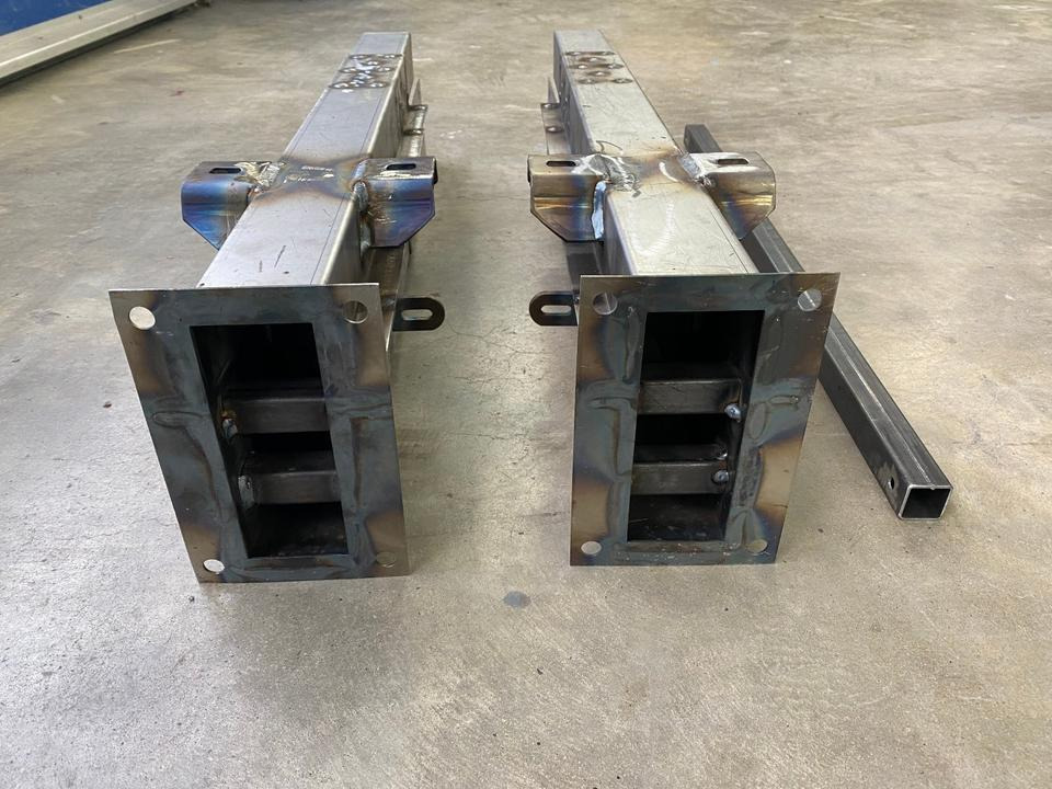 Rahmenverlängerung Mercedes Sprinter 907 Vormontiert und Grundiert - Piezas de recambio: foto 3 Rahmenverlängerung Mercedes Sprinter 907 Vormontiert und Grundiert - Piezas de recambio: foto 3