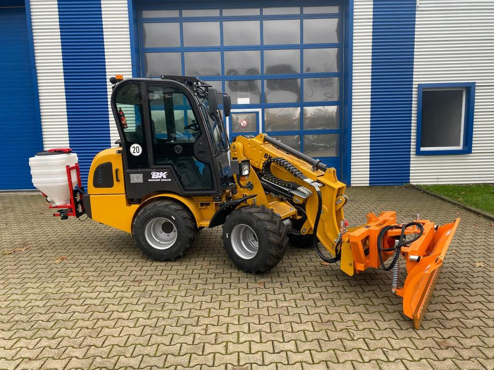 Teleskoplader/Radlader BK810T inkl. Winter-Komplettpaket *INKL.19% MWST*BERGER KRAUS*KUBOTA*EURO*CE* - Cargadora de ruedas telescópica: foto 5 Teleskoplader/Radlader BK810T inkl. Winter-Komplettpaket *INKL.19% MWST*BERGER KRAUS*KUBOTA*EURO*CE* - Cargadora de ruedas telescópica: foto 5