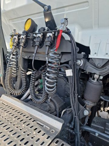 Cabeza tractora nuevo Iveco AS440ST*LNG*Standard*2022*2 Tanks: foto 22