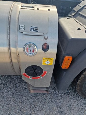 Cabeza tractora nuevo Iveco AS440ST*LNG*Standard*2022*2 Tanks: foto 12
