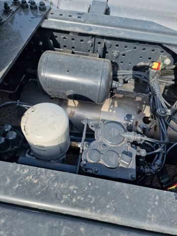 Cabeza tractora nuevo Iveco AS440ST*LNG*Standard*2022*2 Tanks: foto 8