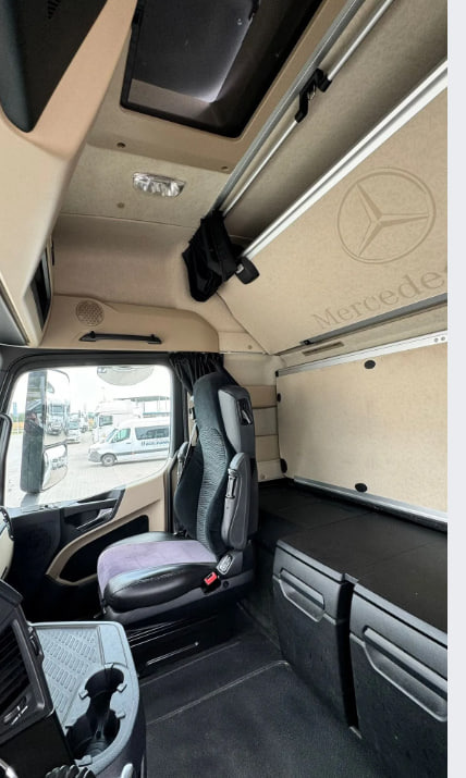 Cabeza tractora MERCEDES-BENZ Actros 1845  with retarder: foto 12