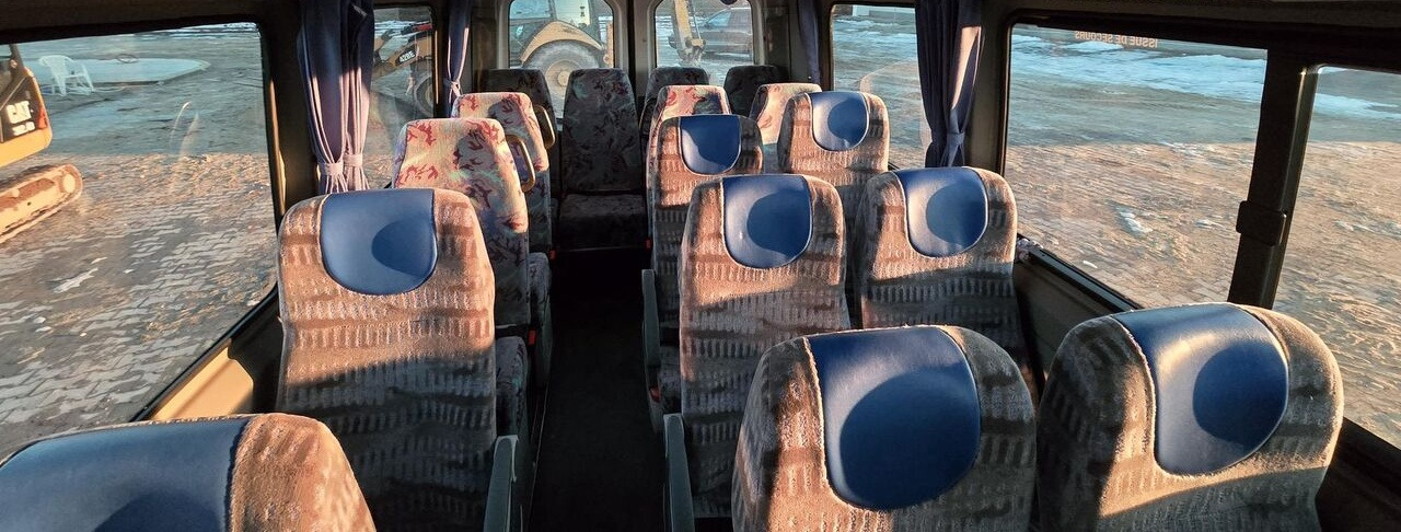 Minibús, Furgoneta de pasajeros Volkswagen Crafter / 2 x AIRCO / 23 PLACES / IMPORT FRANCE: foto 12 Minibús, Furgoneta de pasajeros Volkswagen Crafter / 2 x AIRCO / 23 PLACES / IMPORT FRANCE: foto 12