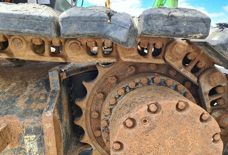 Excavadora de cadenas Hitachi ZX180LC-3: foto 16