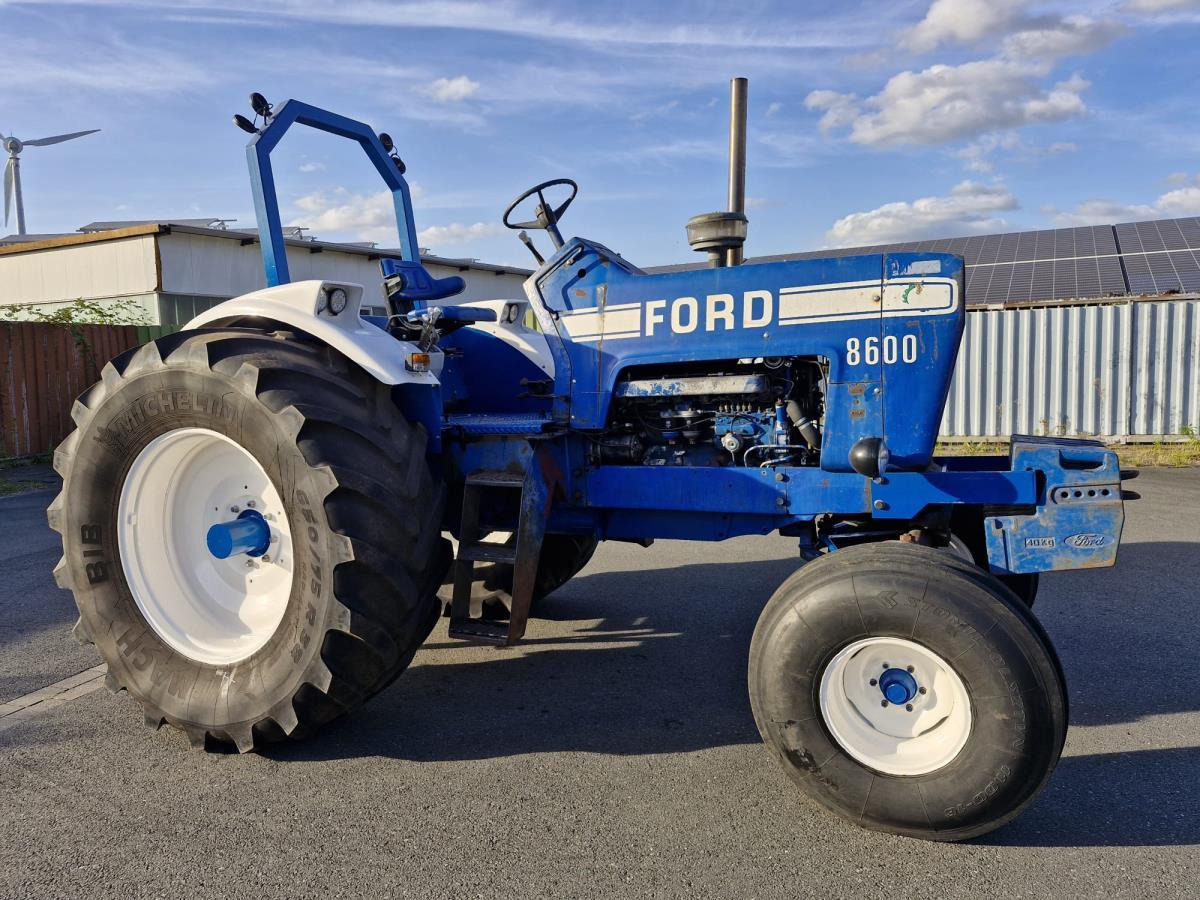 Ford 8600 - Tractor: foto 1 Ford 8600 - Tractor: foto 1