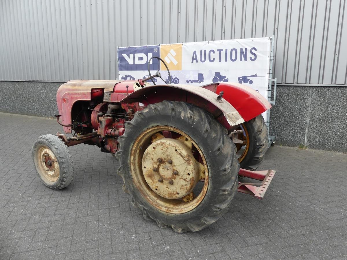 Porsche 218 - Tractor: foto 4 Porsche 218 - Tractor: foto 4