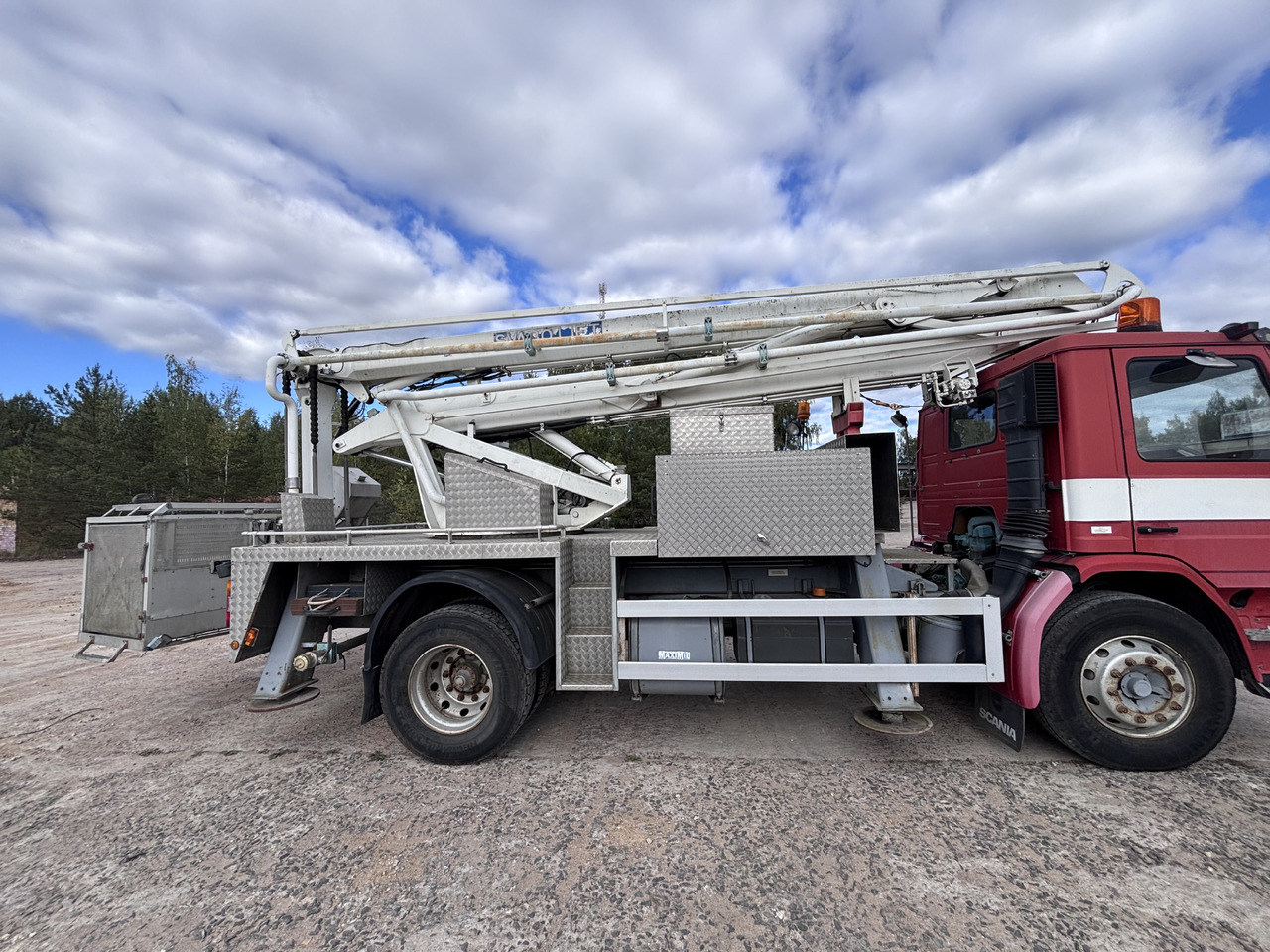SCANIA - Camión de bomberos: foto 4 SCANIA - Camión de bomberos: foto 4