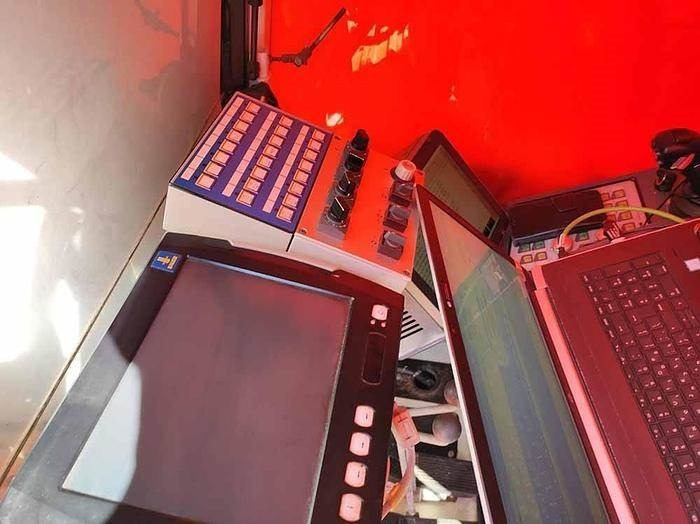 Liebherr HS885HD + BAUER CUTTER - 70 METROS - Grúa sobre orugas: foto 5 Liebherr HS885HD + BAUER CUTTER - 70 METROS - Grúa sobre orugas: foto 5