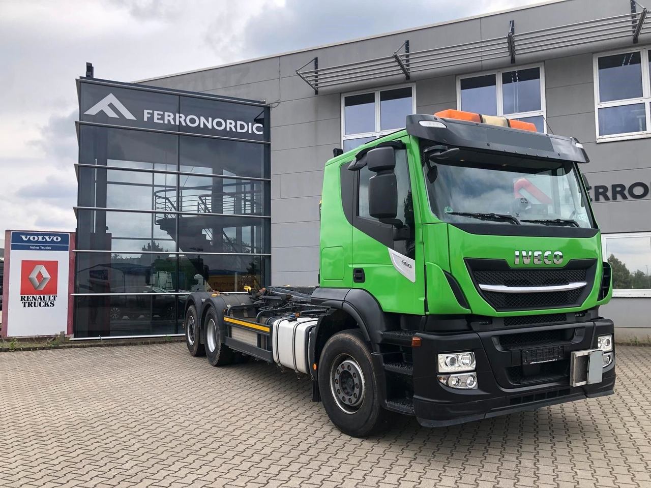 Iveco Stralis 460 AHK*Lenk/Lift-Achse*Meiller - Camión multibasculante: foto 1 Iveco Stralis 460 AHK*Lenk/Lift-Achse*Meiller - Camión multibasculante: foto 1