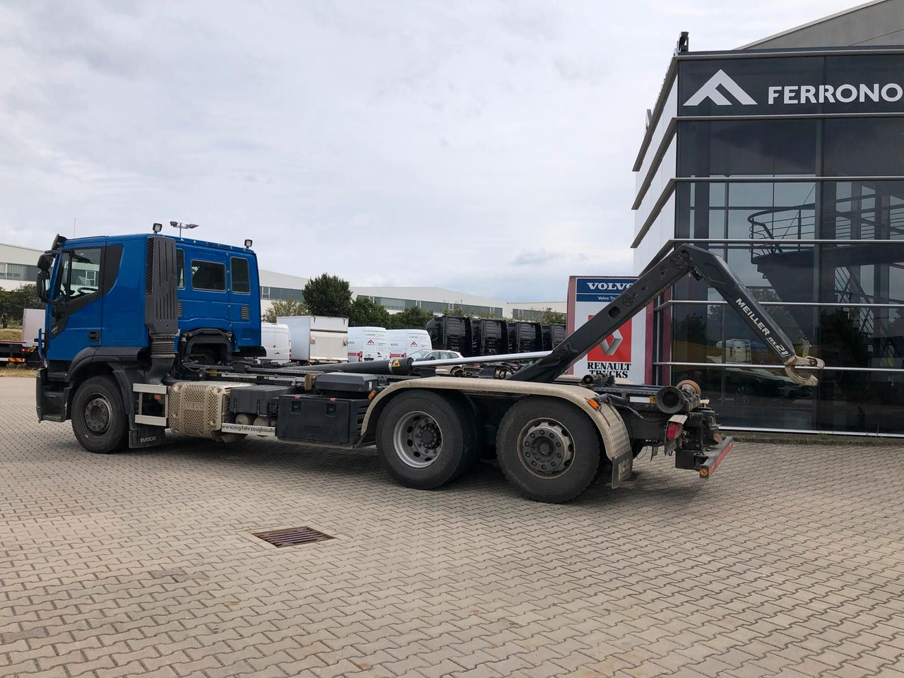 Iveco X-Way 480 Intarder*AHK*Lenk/LiftAchse*Meiller - Camión multibasculante: foto 3 Iveco X-Way 480 Intarder*AHK*Lenk/LiftAchse*Meiller - Camión multibasculante: foto 3