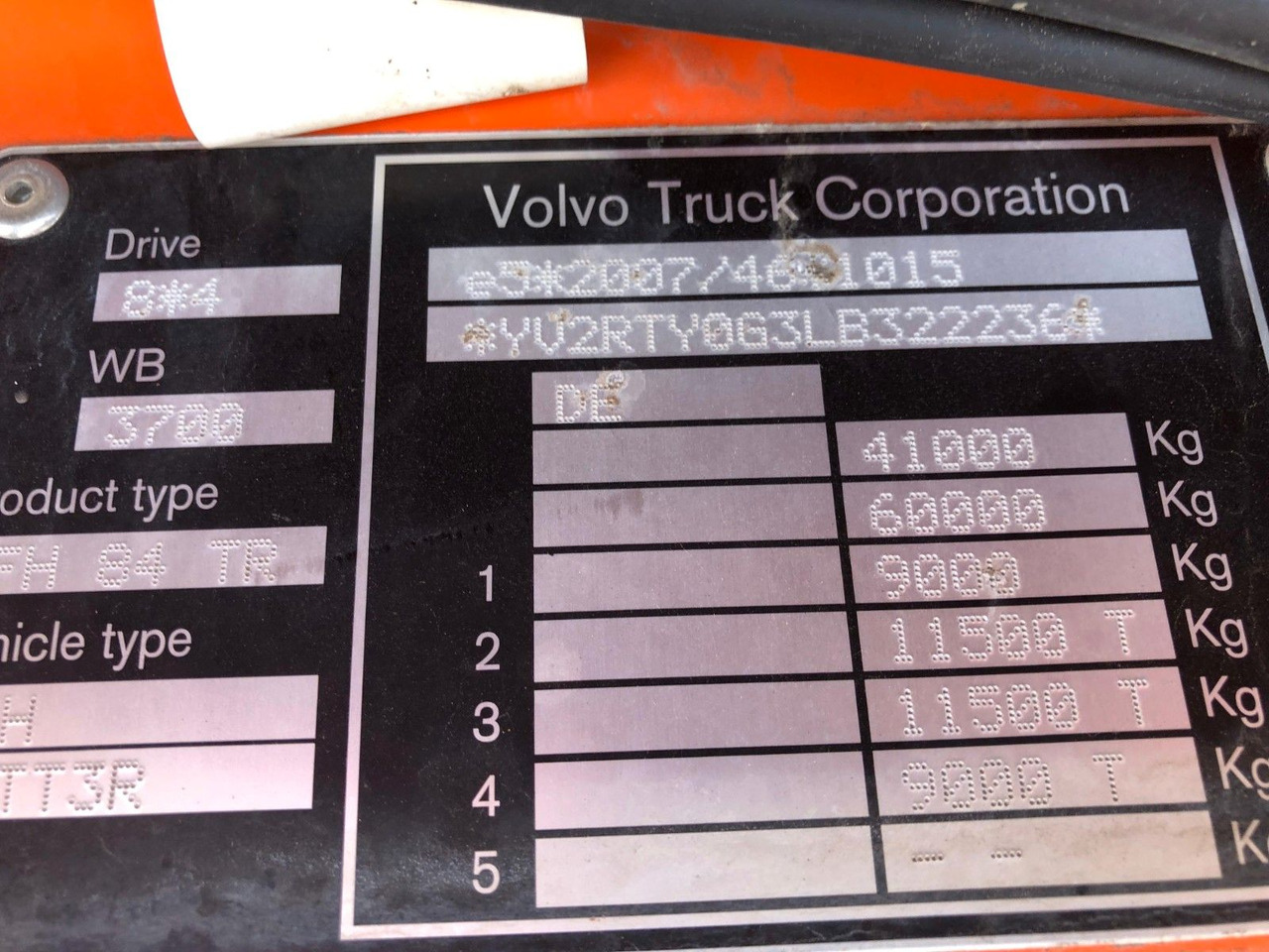 Camión volquete Volvo FH460 8x4 Tridem*Lift+LenkAchse*ALU*AHK*VollLuft: foto 29 Camión volquete Volvo FH460 8x4 Tridem*Lift+LenkAchse*ALU*AHK*VollLuft: foto 29