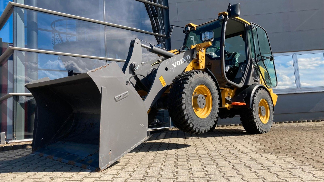 Volvo JL25H Electric *Auch Miete Volvo L25 Electric *Auch Miete*Neuzustand+22+14 kW - Cargadora de ruedas: foto 5 Volvo JL25H Electric *Auch Miete Volvo L25 Electric *Auch Miete*Neuzustand+22+14 kW - Cargadora de ruedas: foto 5