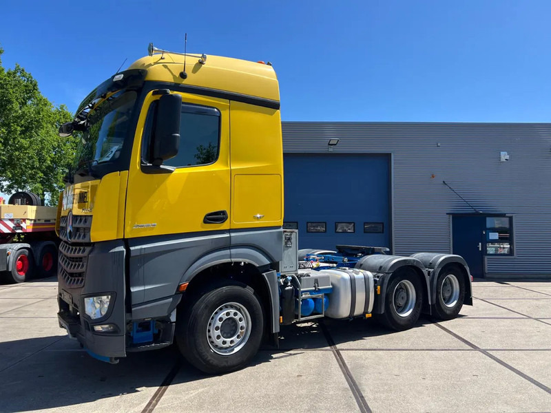 Cabeza tractora Mercedes-Benz Arocs 2663 6x4: foto 1