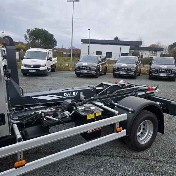 Iveco Daily 72C18 - Furgoneta: foto 4 Iveco Daily 72C18 - Furgoneta: foto 4