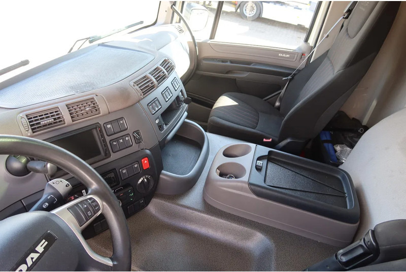 DAF CF 290 FA Bak + Dhollandia klep 2000 KG - Camión caja cerrada: foto 5 DAF CF 290 FA Bak + Dhollandia klep 2000 KG - Camión caja cerrada: foto 5