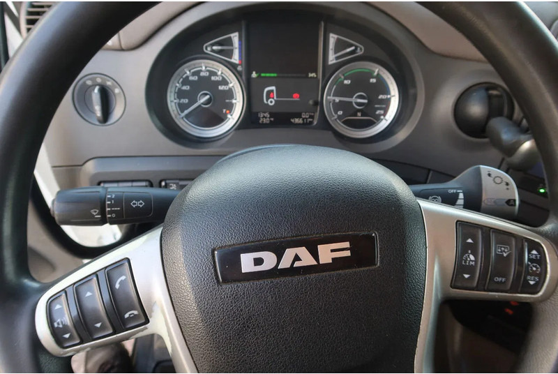 Camión caja cerrada DAF CF 410 Bak+Klep Dhollandia 2.000 kg Slaapcabine: foto 6