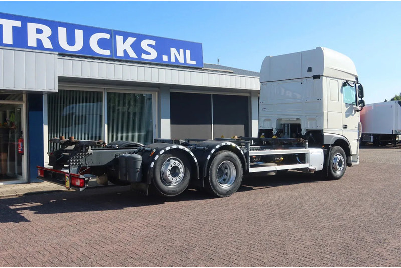 DAF XF 106.450 Wissellaadbaksysteem / Chassis - Camión portacontenedore/ Intercambiable: foto 3 DAF XF 106.450 Wissellaadbaksysteem / Chassis - Camión portacontenedore/ Intercambiable: foto 3