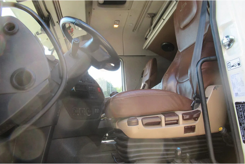 DAF XF 510 Fat 6x4 Euro 6 - Camión multibasculante: foto 4 DAF XF 510 Fat 6x4 Euro 6 - Camión multibasculante: foto 4