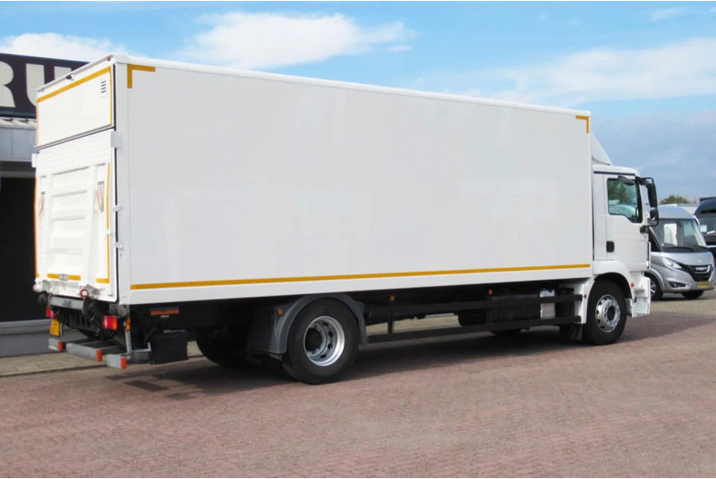 MAN TGM 18.250 Bak + klep Euro 6 - Camión caja cerrada: foto 3 MAN TGM 18.250 Bak + klep Euro 6 - Camión caja cerrada: foto 3