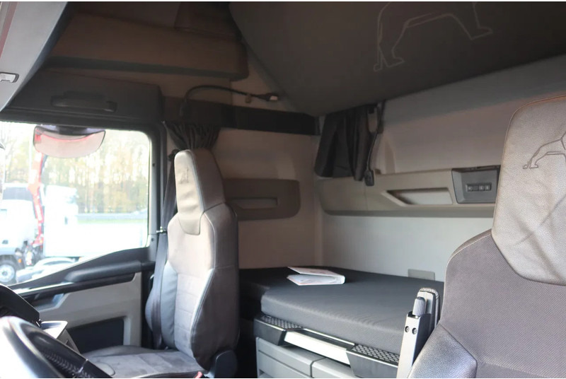 MAN TGX 26.510 6x2 Intarder. Volledige luchtvering - Camión portacontenedore/ Intercambiable: foto 5 MAN TGX 26.510 6x2 Intarder. Volledige luchtvering - Camión portacontenedore/ Intercambiable: foto 5