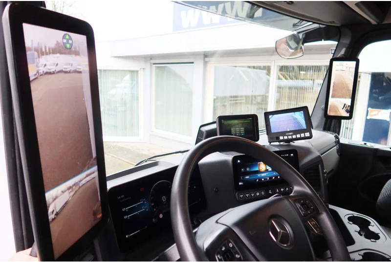 Mercedes-Benz Actros 1840 L Bakwagen + Bar klep 2000 KG + Geïsoleerde bak - Camión caja cerrada: foto 4 Mercedes-Benz Actros 1840 L Bakwagen + Bar klep 2000 KG + Geïsoleerde bak - Camión caja cerrada: foto 4