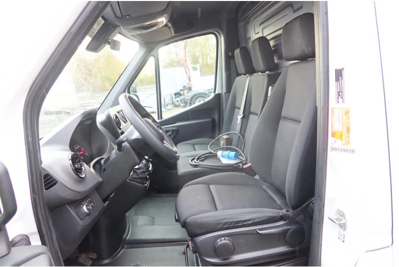 Mercedes-Benz Sprinter 315 CDI Carrier Xarios 350 Koel/vries/verwamen + nacht aansluiting 220 volt. - Furgoneta frigorifica: foto 4 Mercedes-Benz Sprinter 315 CDI Carrier Xarios 350 Koel/vries/verwamen + nacht aansluiting 220 volt. - Furgoneta frigorifica: foto 4