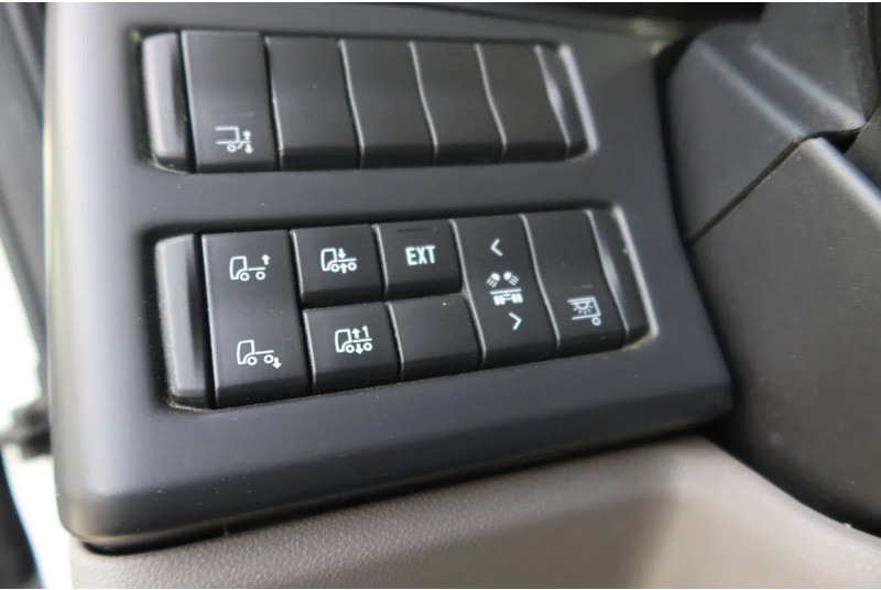 Camión caja cerrada Scania P280 4x2 Bak + Dhollandia Klep 2000 KG: foto 11 Camión caja cerrada Scania P280 4x2 Bak + Dhollandia Klep 2000 KG: foto 11