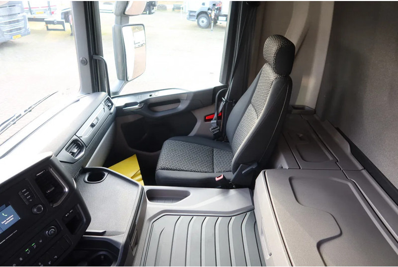 Camión caja cerrada Scania P280 4x2 Bak + Dhollandia Klep 2000 KG: foto 5 Camión caja cerrada Scania P280 4x2 Bak + Dhollandia Klep 2000 KG: foto 5