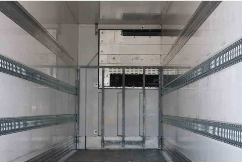 Sor IBERICA City trailer Koel/Vries+ klep 2500kg Bi-temp Carrier Vektor 19 MT - Semirremolque frigorífico: foto 4 Sor IBERICA City trailer Koel/Vries+ klep 2500kg Bi-temp Carrier Vektor 19 MT - Semirremolque frigorífico: foto 4