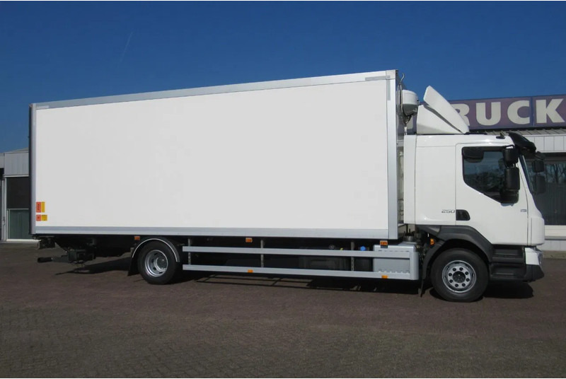 Volvo FL 250 Bakwagen + 6 deuren + Laadklep 2000 kg - Camión caja cerrada: foto 2 Volvo FL 250 Bakwagen + 6 deuren + Laadklep 2000 kg - Camión caja cerrada: foto 2