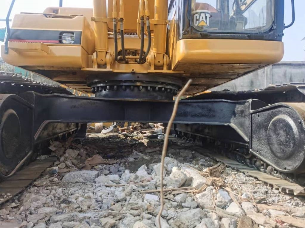 CAT 320BL - Excavadora de cadenas: foto 4 CAT 320BL - Excavadora de cadenas: foto 4