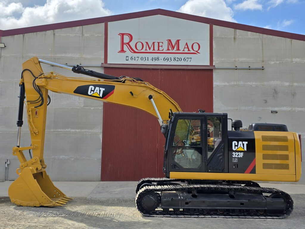 CAT 323FL - Excavadora de cadenas: foto 1 CAT 323FL - Excavadora de cadenas: foto 1