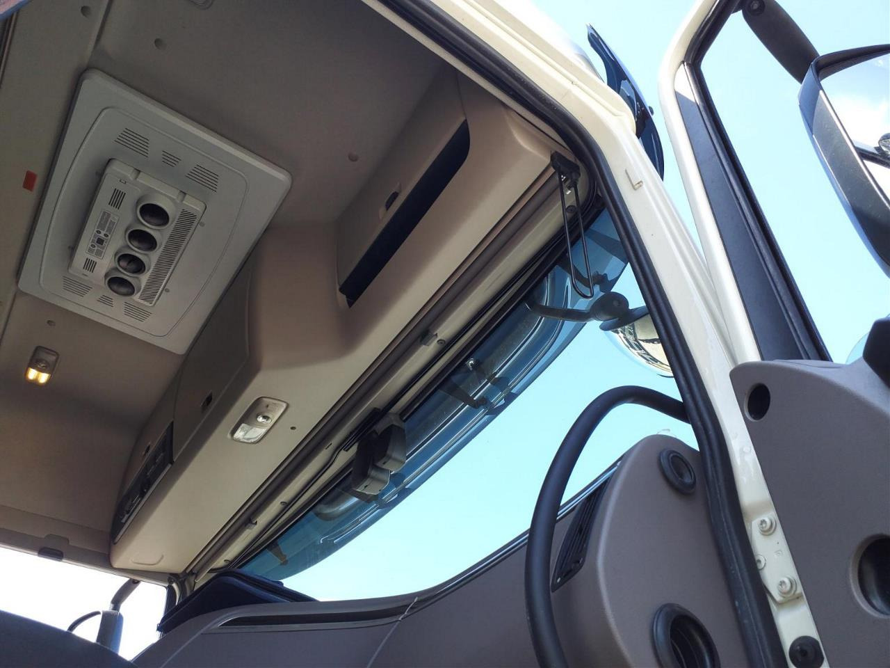 DAF XF480 - Cabeza tractora: foto 5 DAF XF480 - Cabeza tractora: foto 5