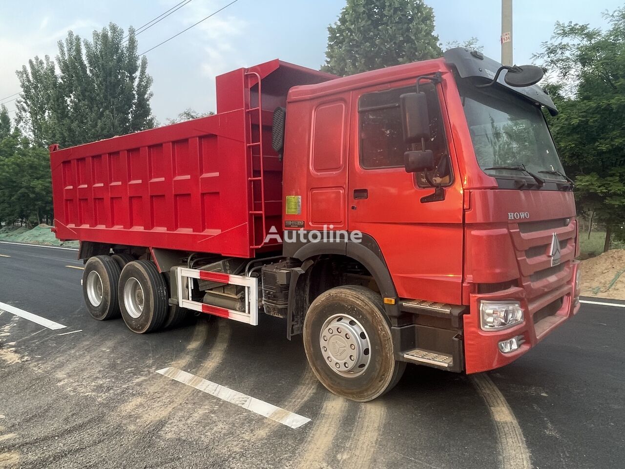 Howo 6x4 DUMP TRUCK - Camión volquete: foto 1 Howo 6x4 DUMP TRUCK - Camión volquete: foto 1