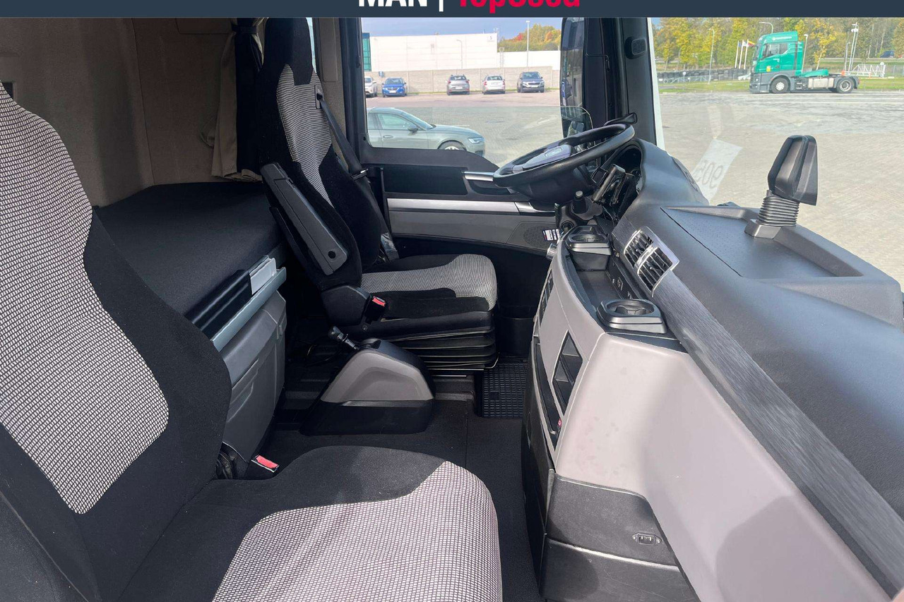 Cabeza tractora MAN 18.500 4X2 XXL Cab Retarder (9059): foto 6