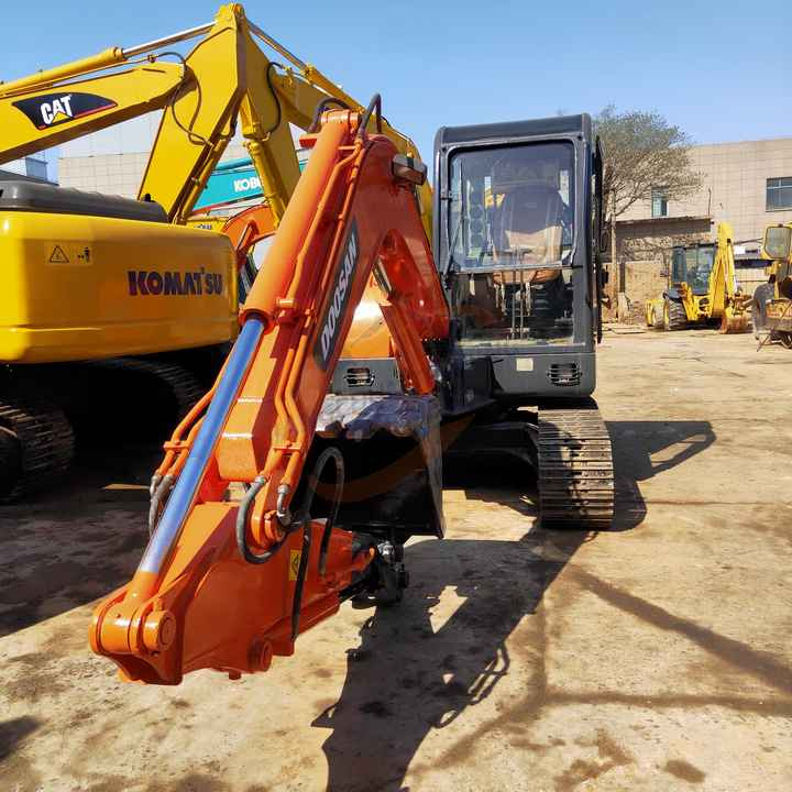 Awesome Performance Korea Imported Small Scale Used Doosan Dh60 Excavator - Excavadora de cadenas: foto 2 Awesome Performance Korea Imported Small Scale Used Doosan Dh60 Excavator - Excavadora de cadenas: foto 2